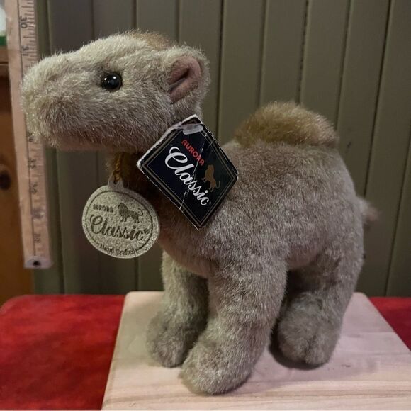 Aurora Classic Camel 80’s Vintage Collectible Plush with Tags - Picture 1 of 9